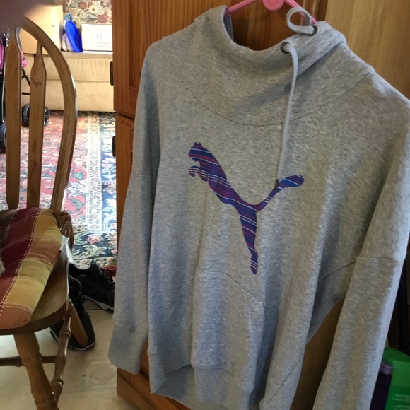 Puma hoodie - Picture 2 of 2